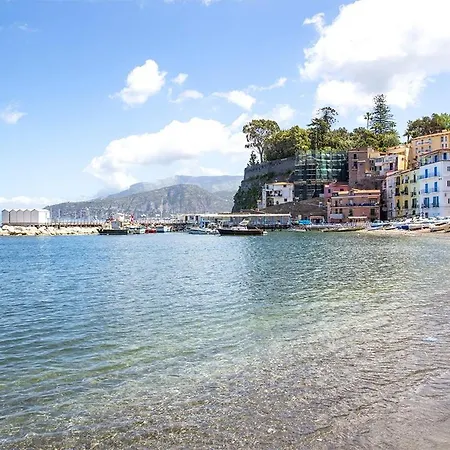 La Quiete A Un Passo Dal Centro Apartment Sorrento